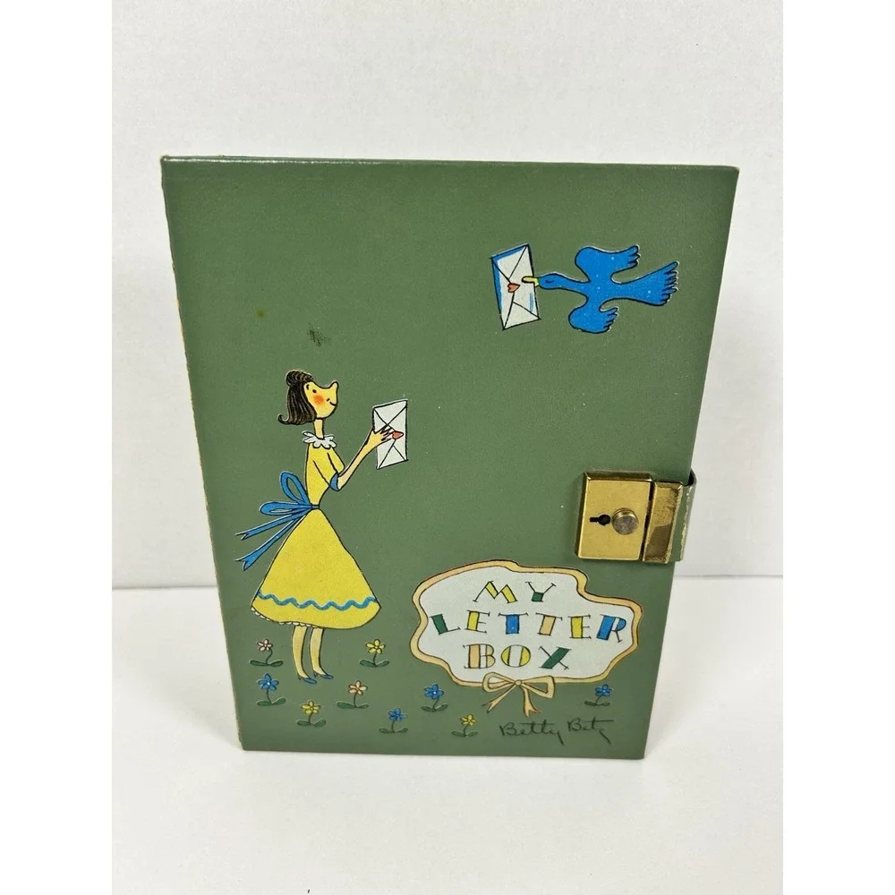 Vintage Betty Betz My Letter Box Binder Green RARE No Key